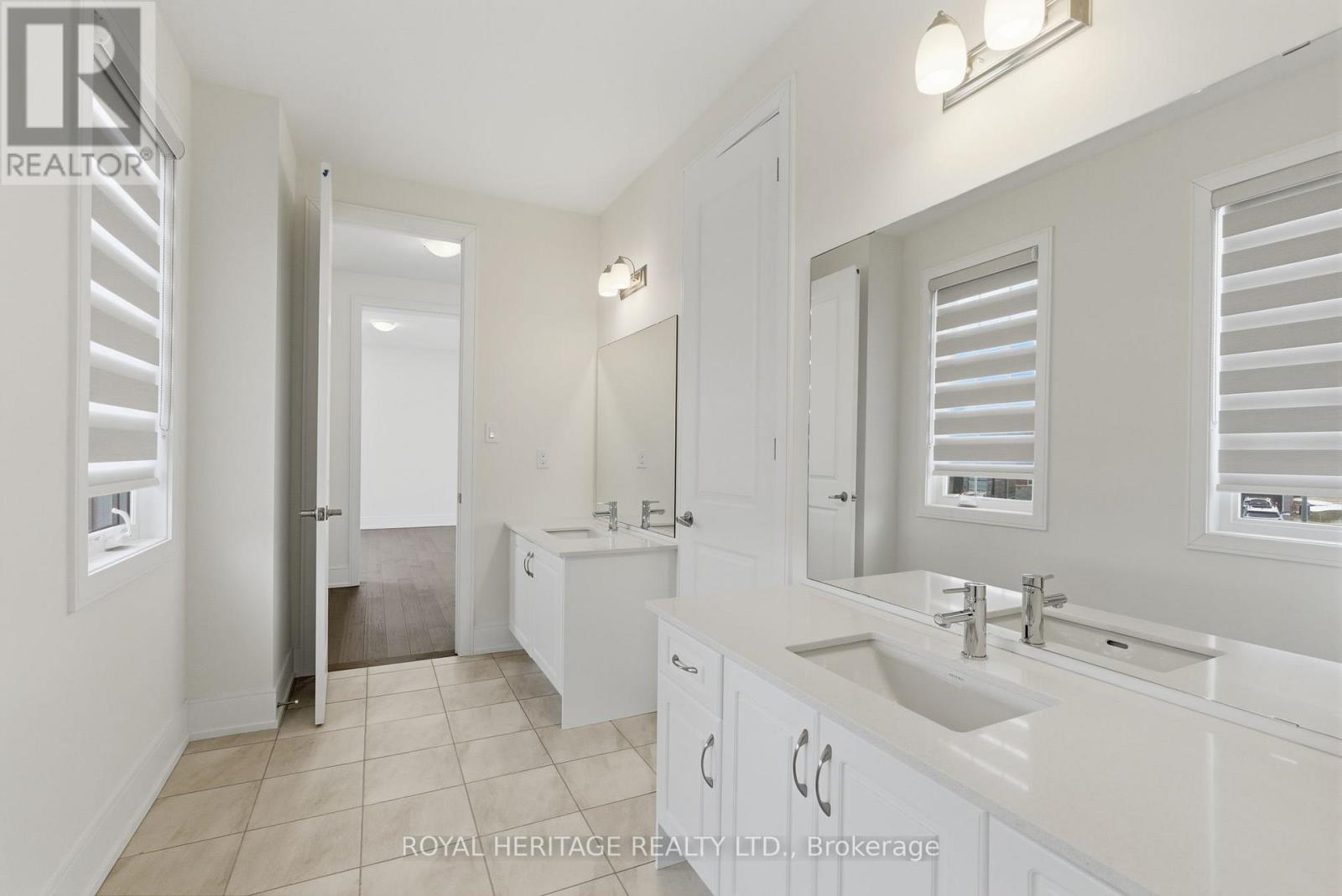 36 GOLDEN MEADOWS DRIVE - 41