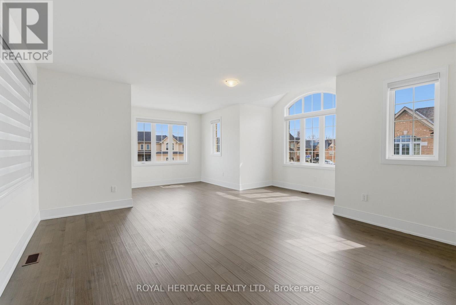36 GOLDEN MEADOWS DRIVE - 44