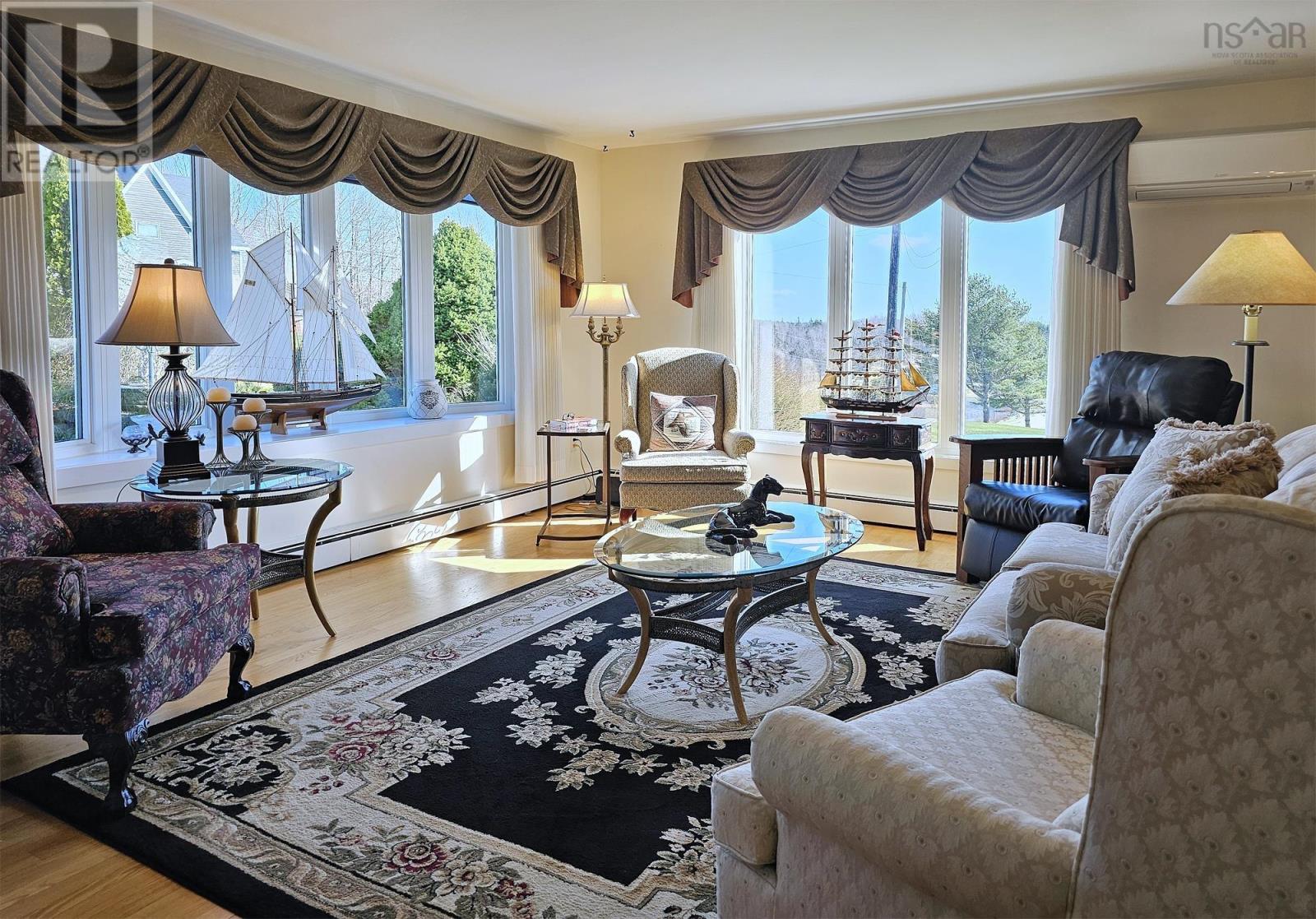 Property 28 of 49 of 2865 Highway 340