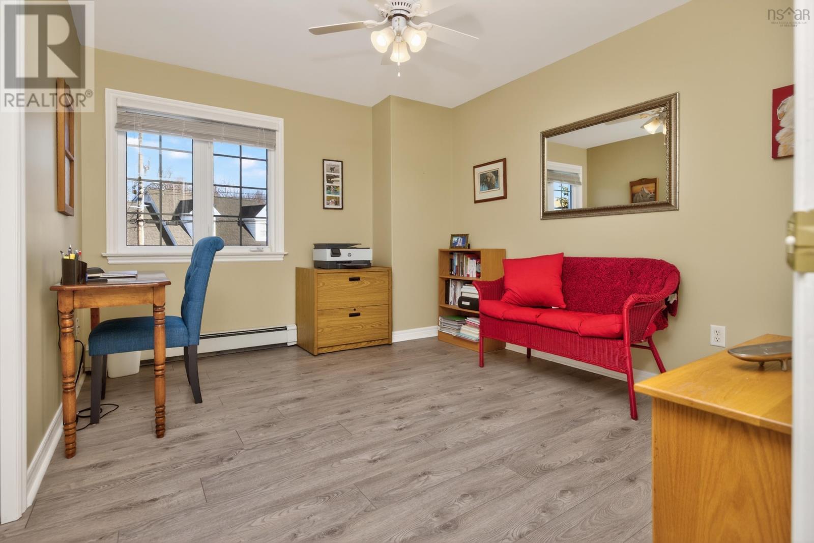 6 Caytyon Court