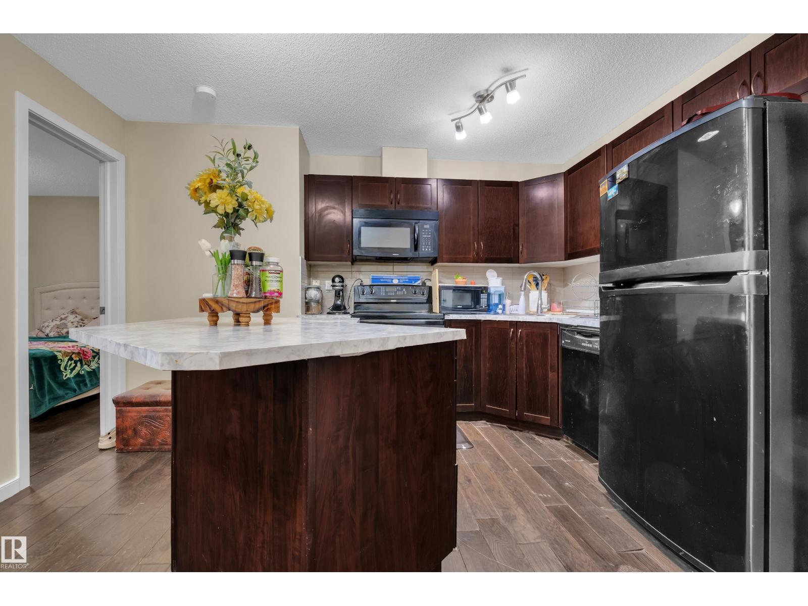 #320 392 SILVER BERRY RD NW - 10