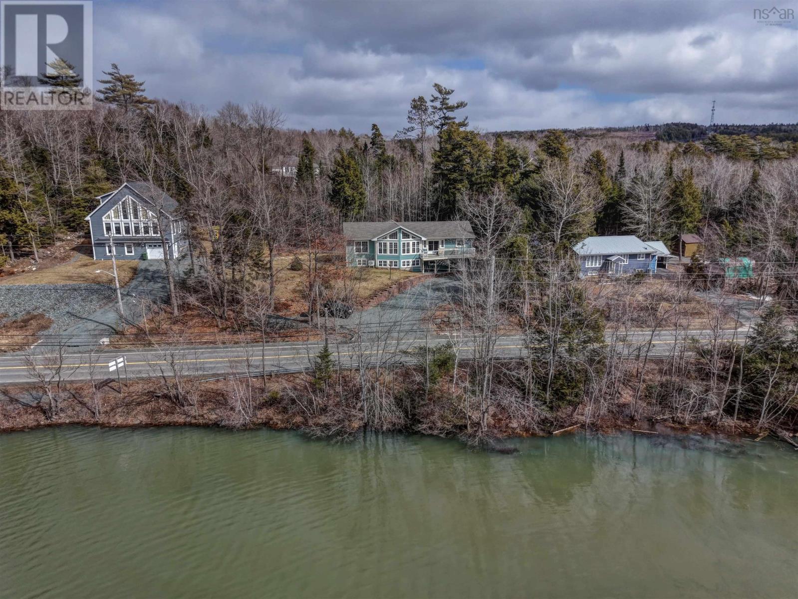 Property 23 of 49 of 4038 Highway 2