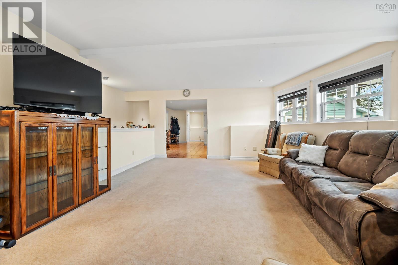 Property 18 of 49 of 4038 Highway 2