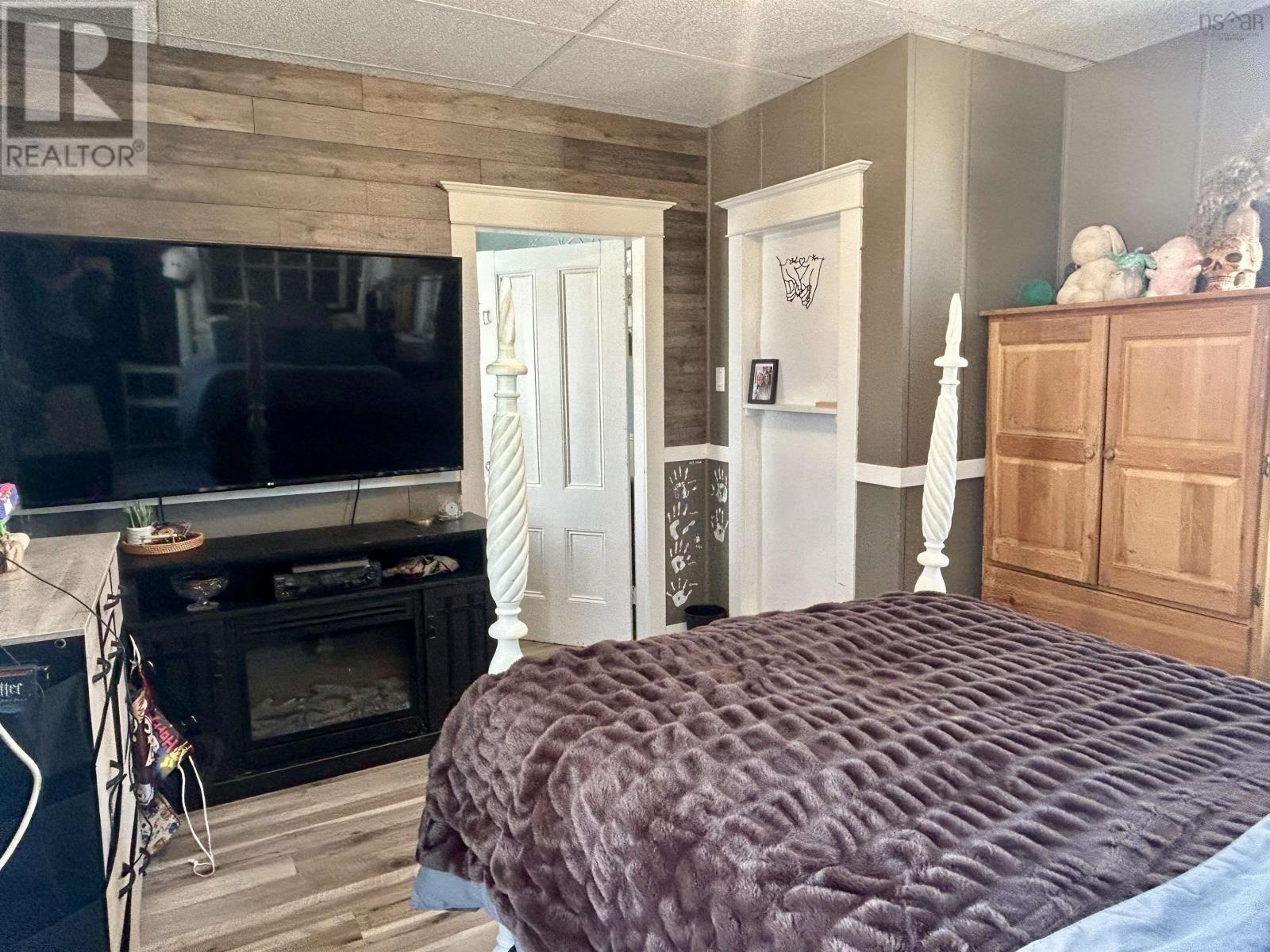 Property 19 of 47 of 55 View Street