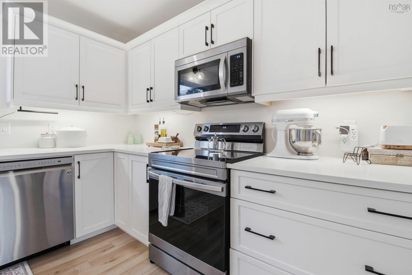 Property 10 of 35 of 351 Joan Drive