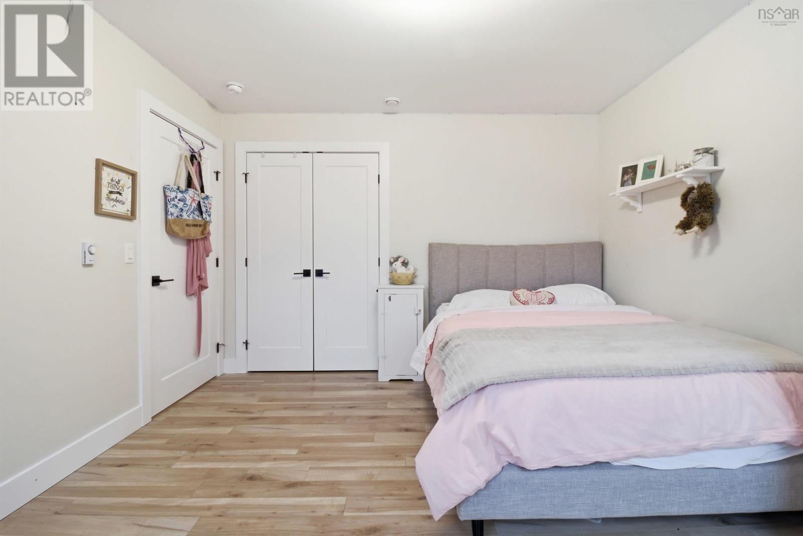 Property 17 of 35 of 351 Joan Drive