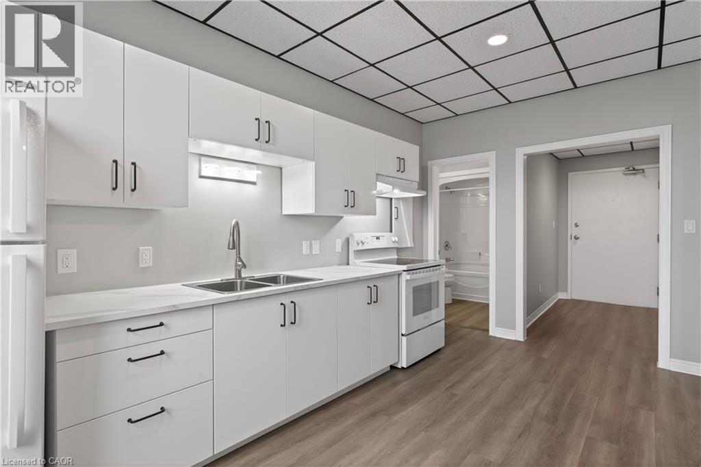 3 ST ANDREW Street Unit# 2