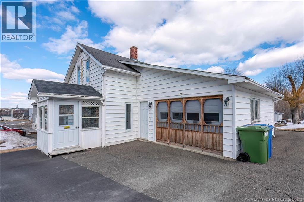 289 Portage Road - 3