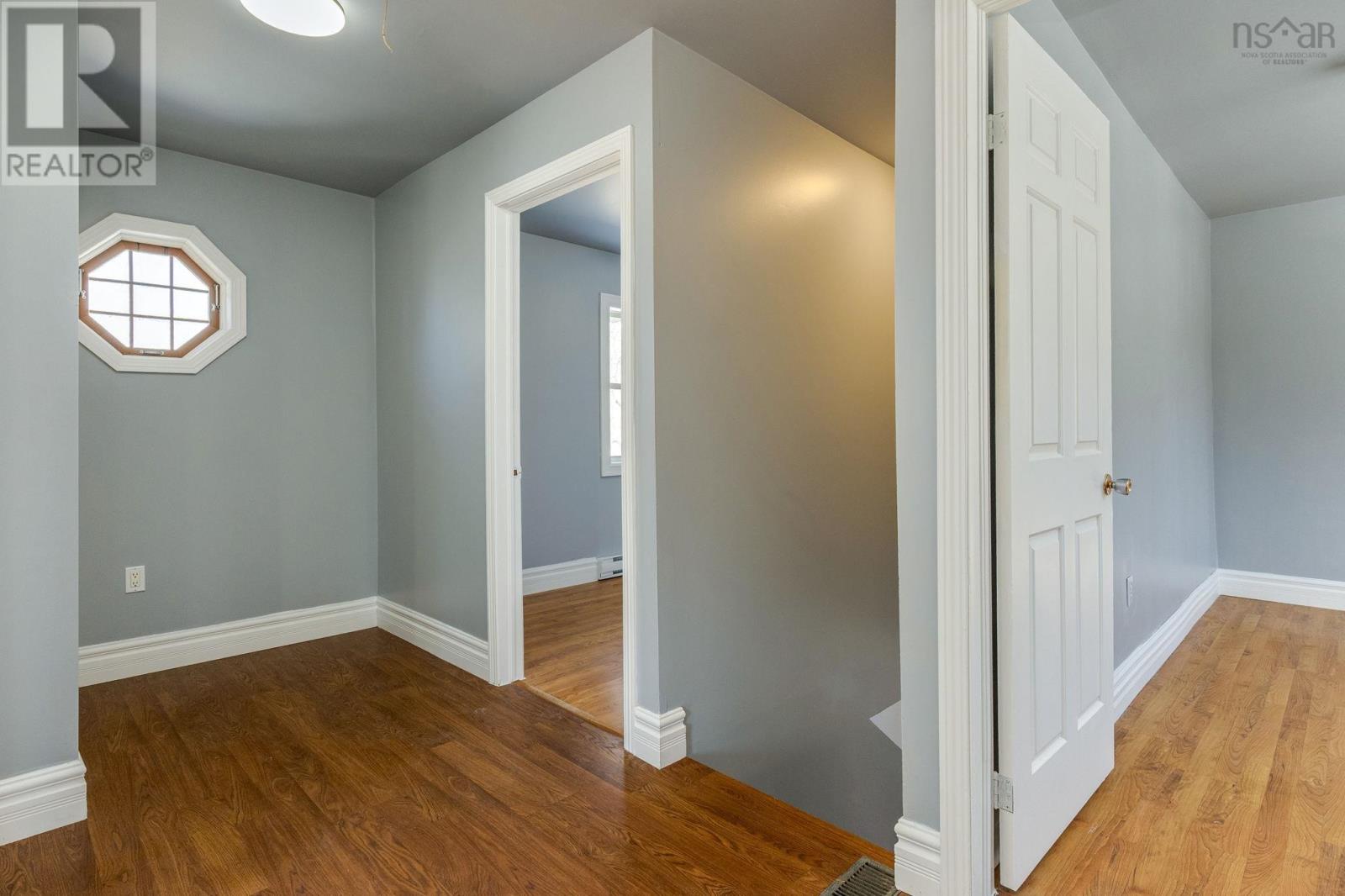 Property 1 of 38 of 2 Oldham Rd