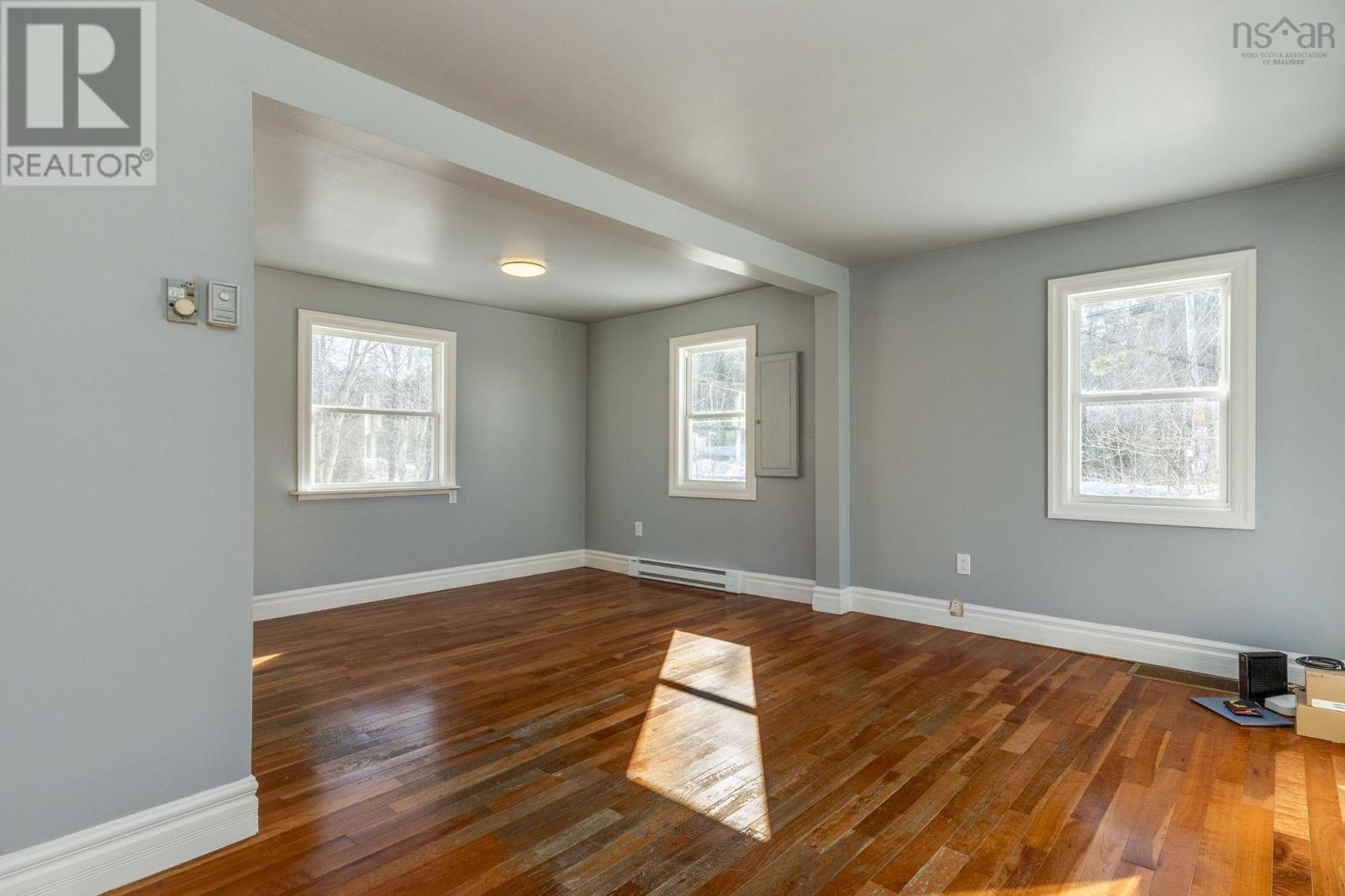 Property 23 of 38 of 2 Oldham Rd