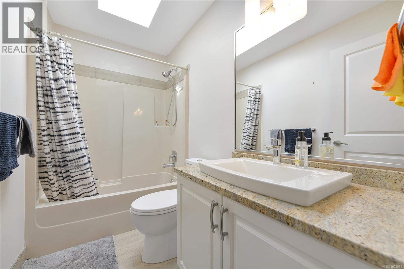  597 Pine Ridge Drive, Cobble Hill