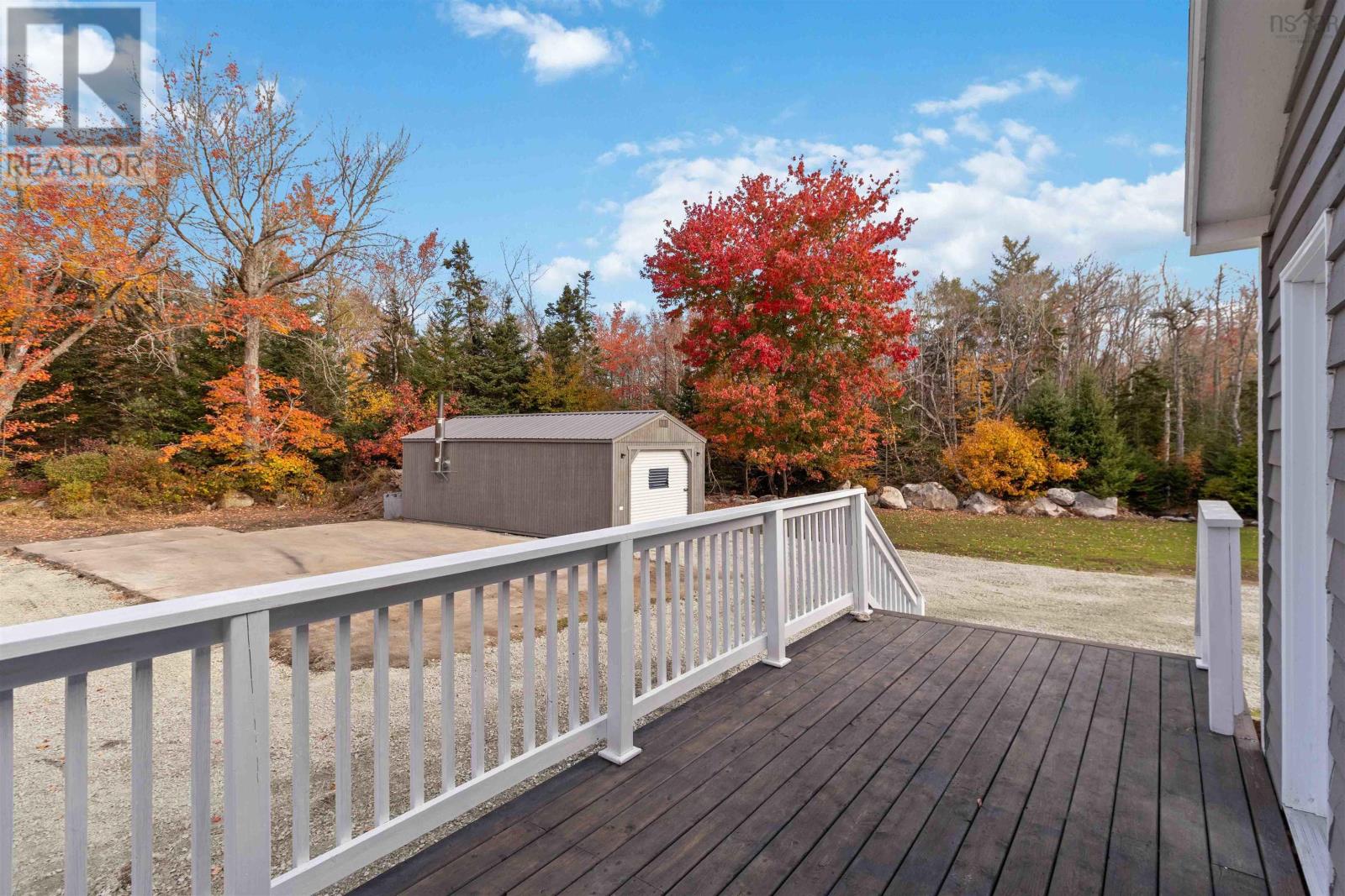 Property 27 of 35 of 10302 Highway 3