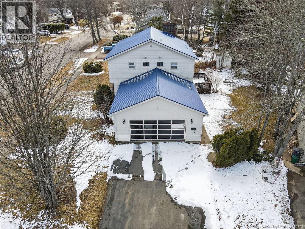 66 Parkwood Drive - Image 2