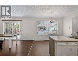 66 Parkwood Drive, photo 5