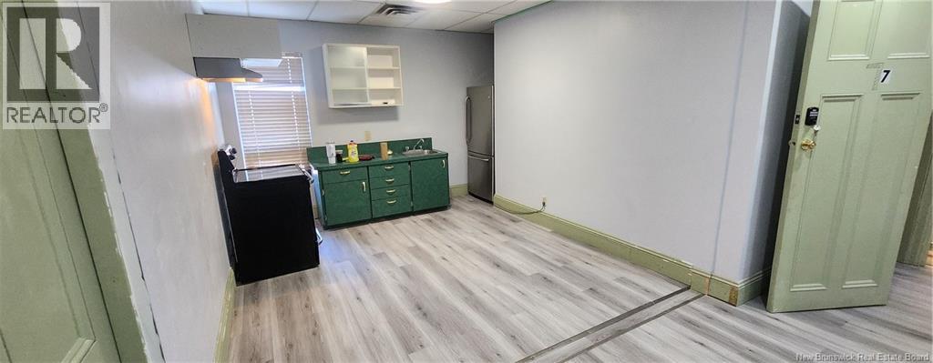 101 CARLETON STREET - 4