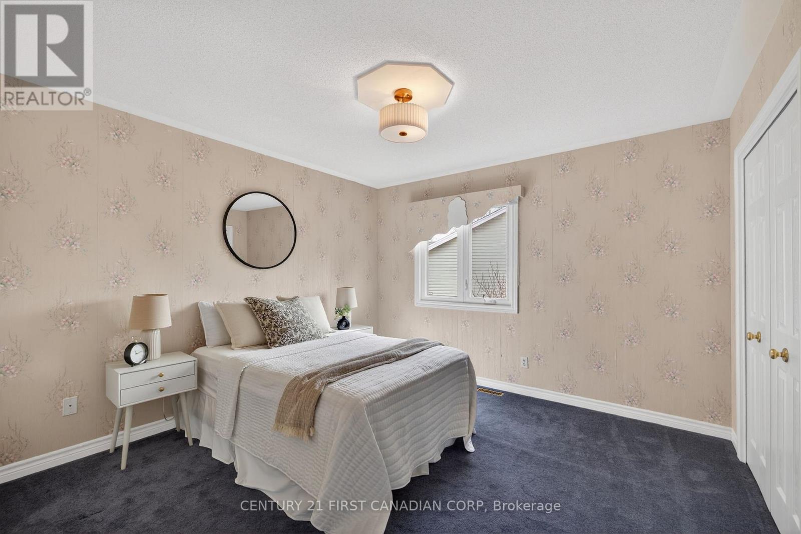 8 CLAIRE COURT Property Photo