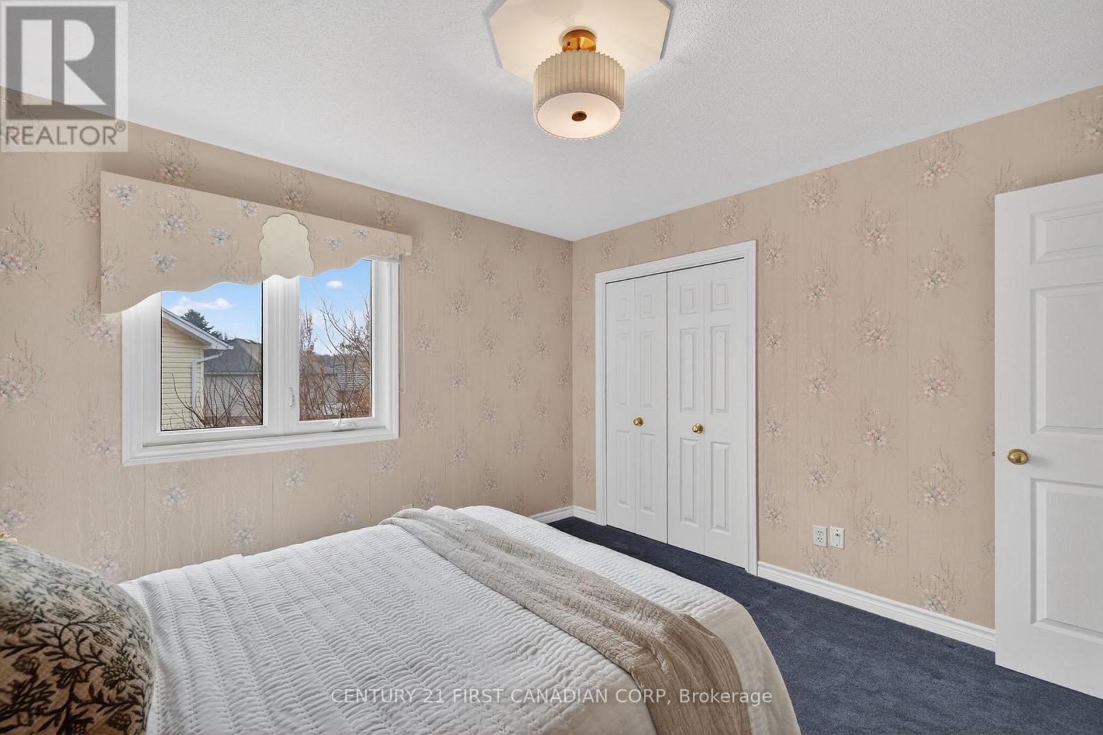 8 CLAIRE COURT Property Photo