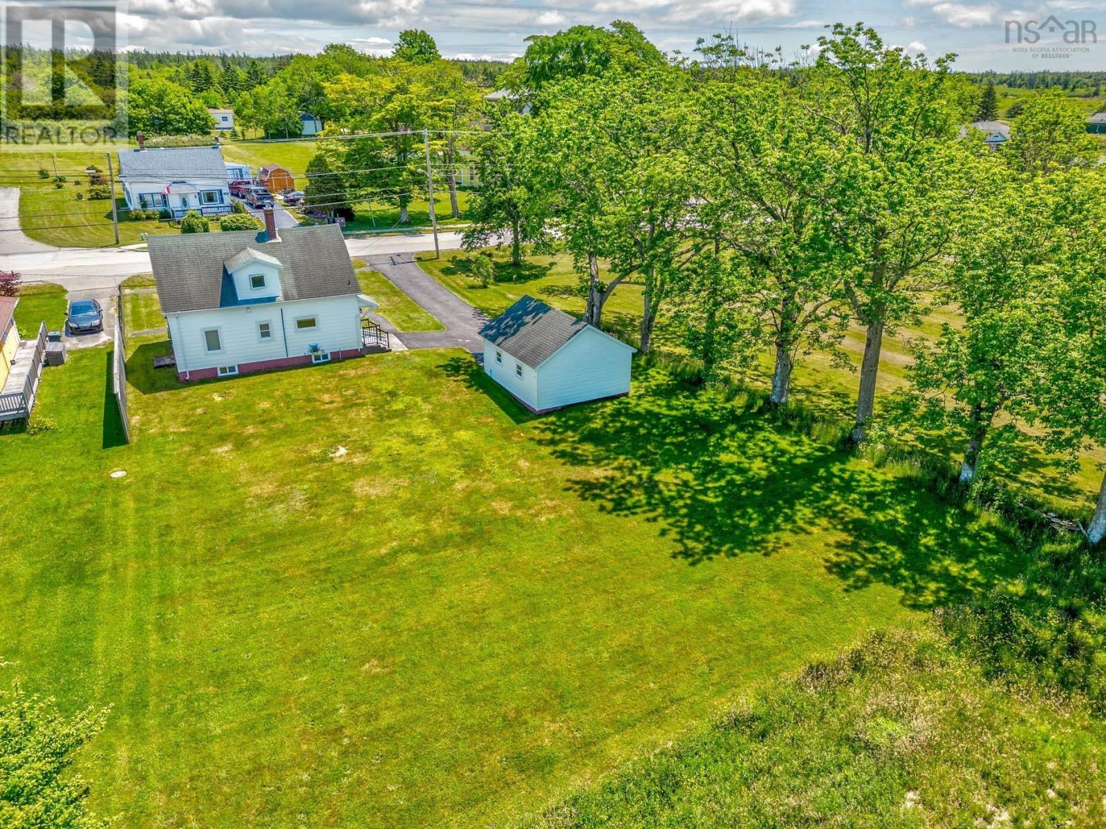 853 Highway 340