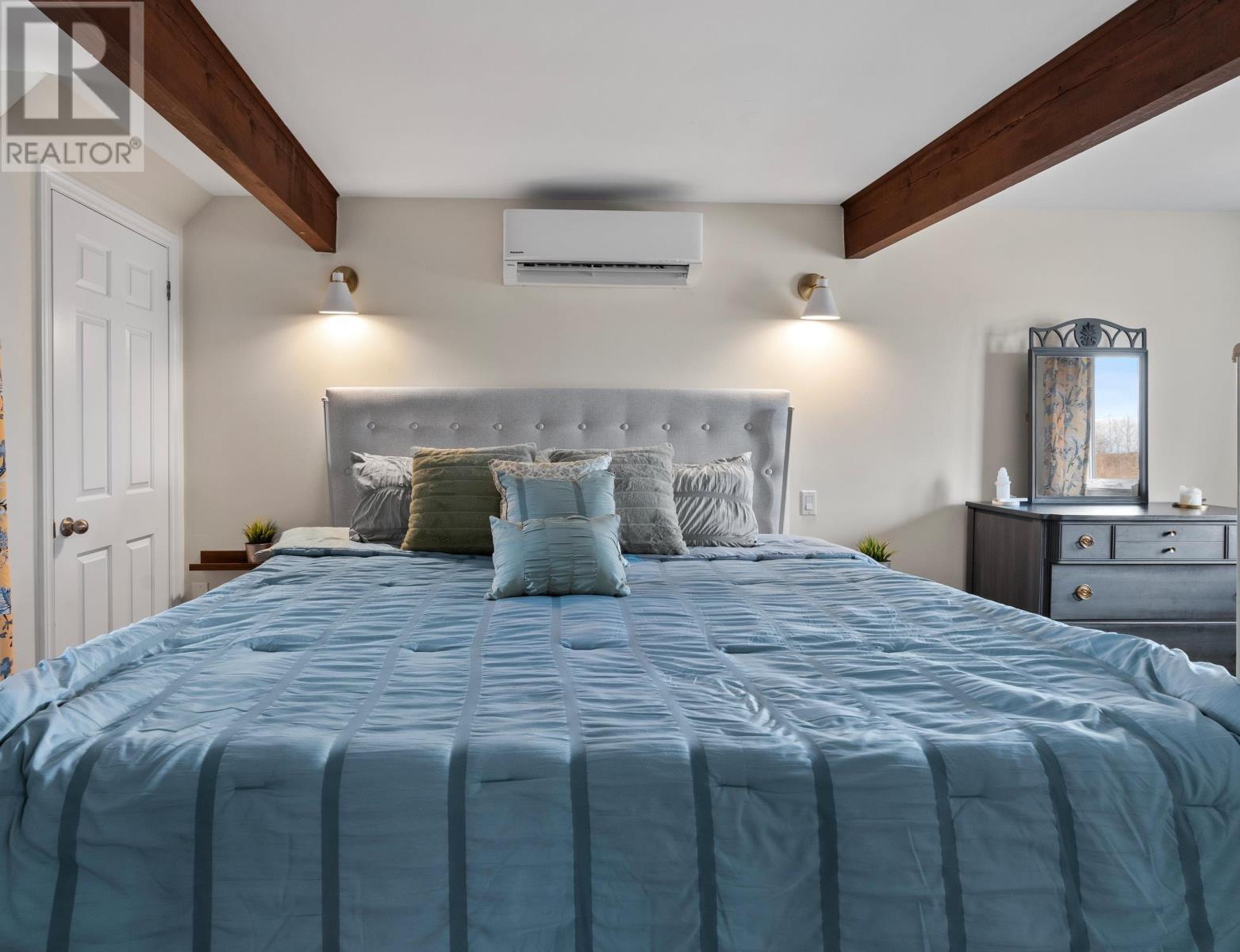 Property 5 of 49 of 23 Pinewood Drive