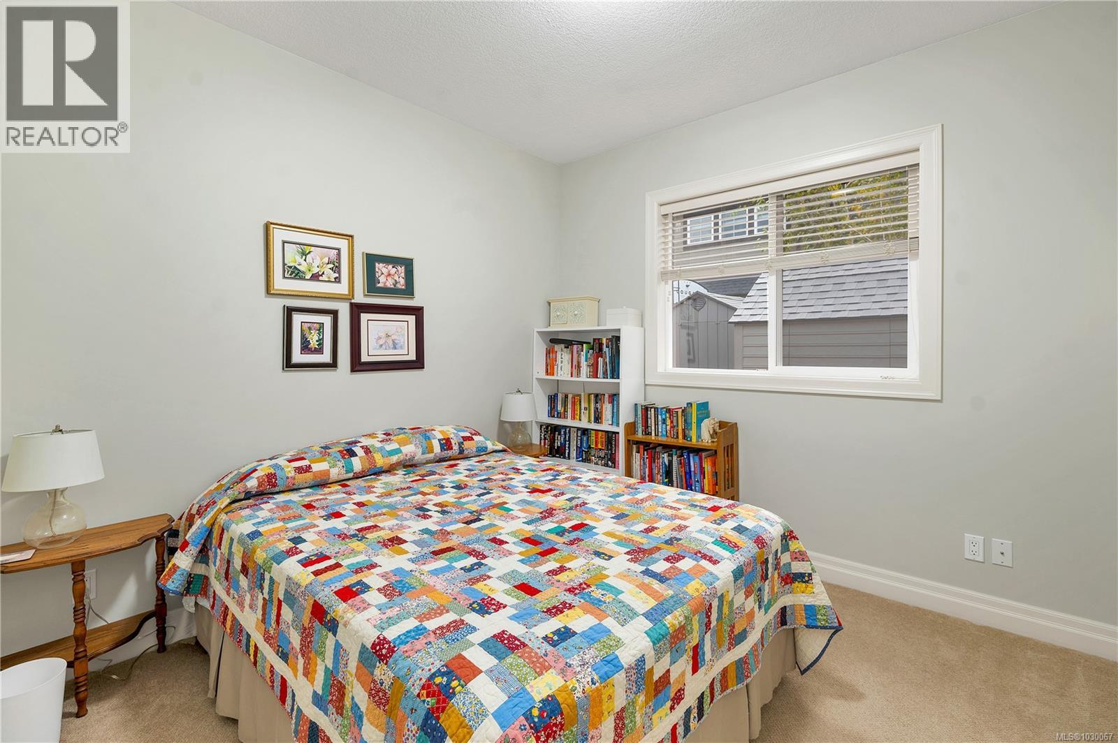 236 VIRGINIA DR - 21