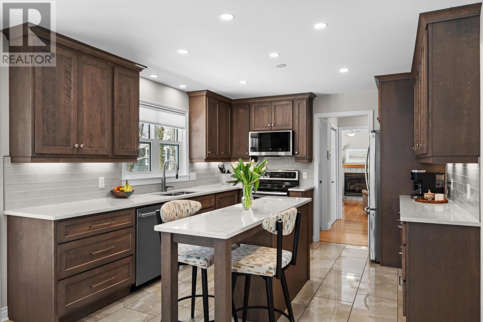 Property 46 of 49 of 2 Mount Royal Court