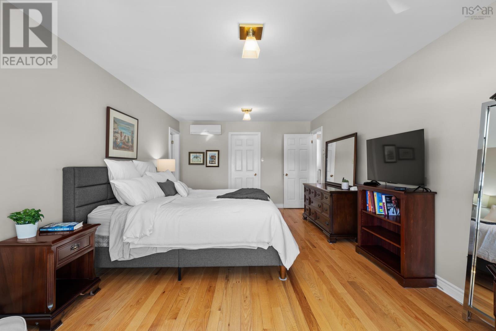 Property 1 of 49 of 2 Mount Royal Court