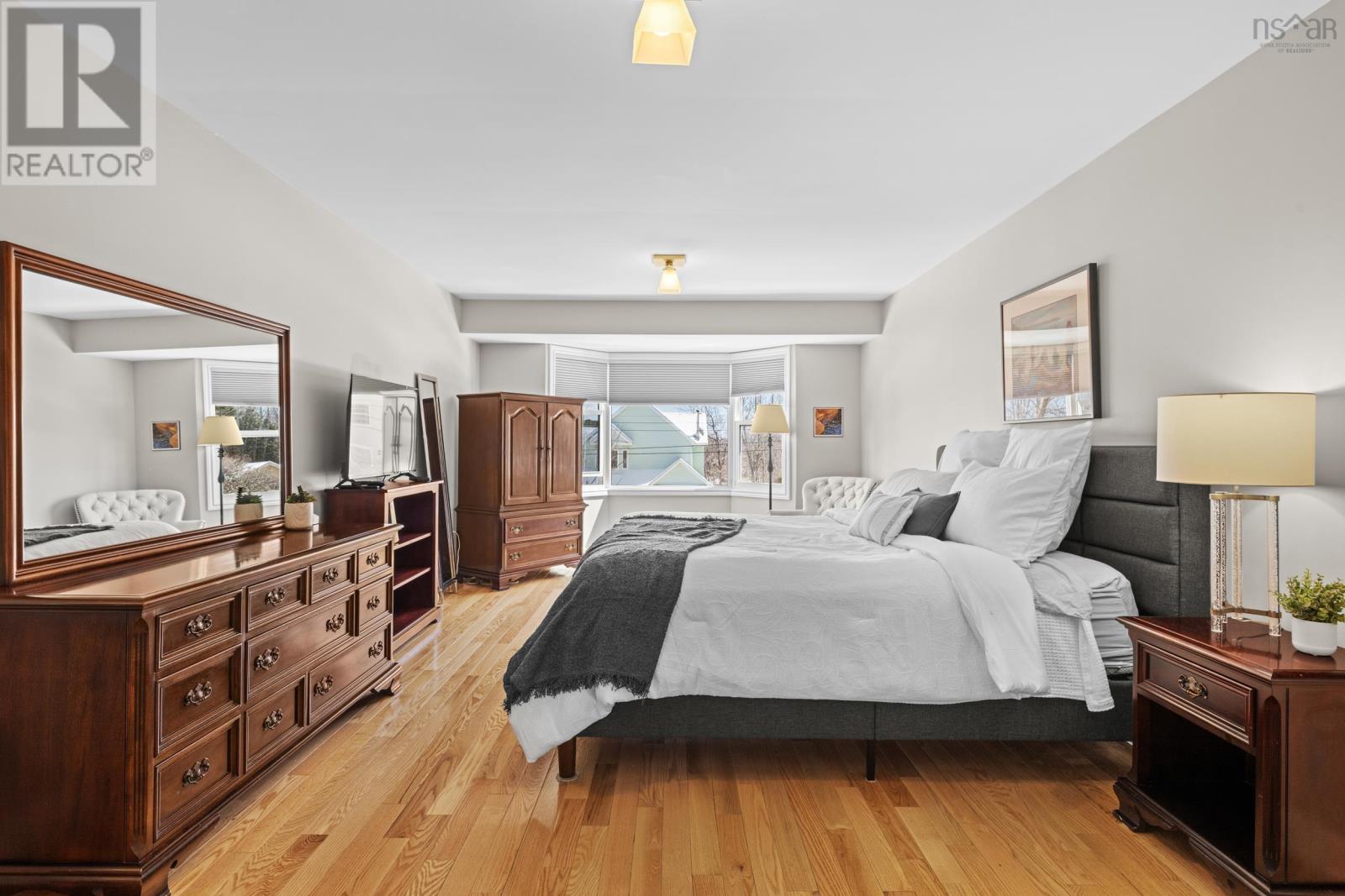 Property 20 of 49 of 2 Mount Royal Court