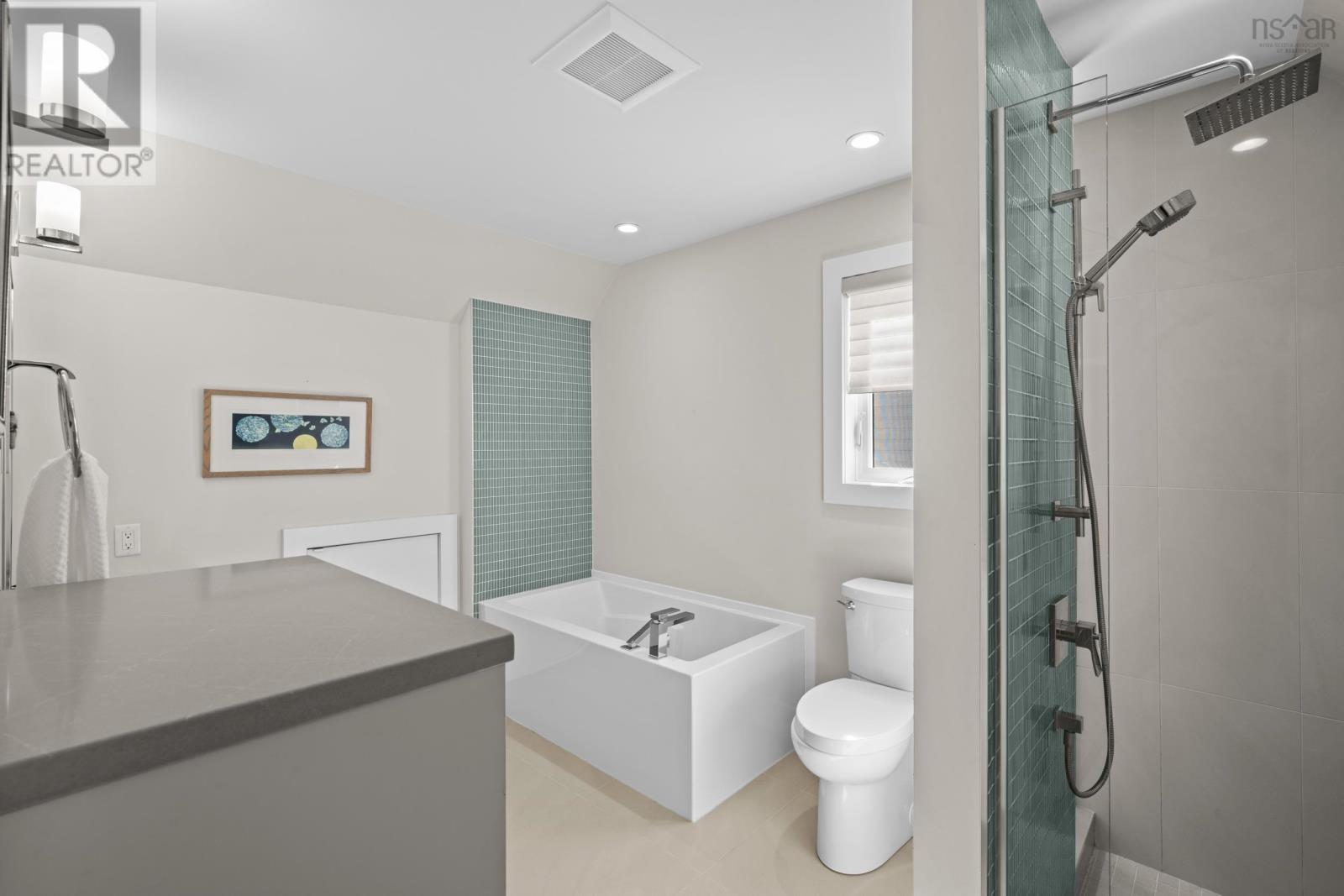 Property 14 of 49 of 2 Mount Royal Court