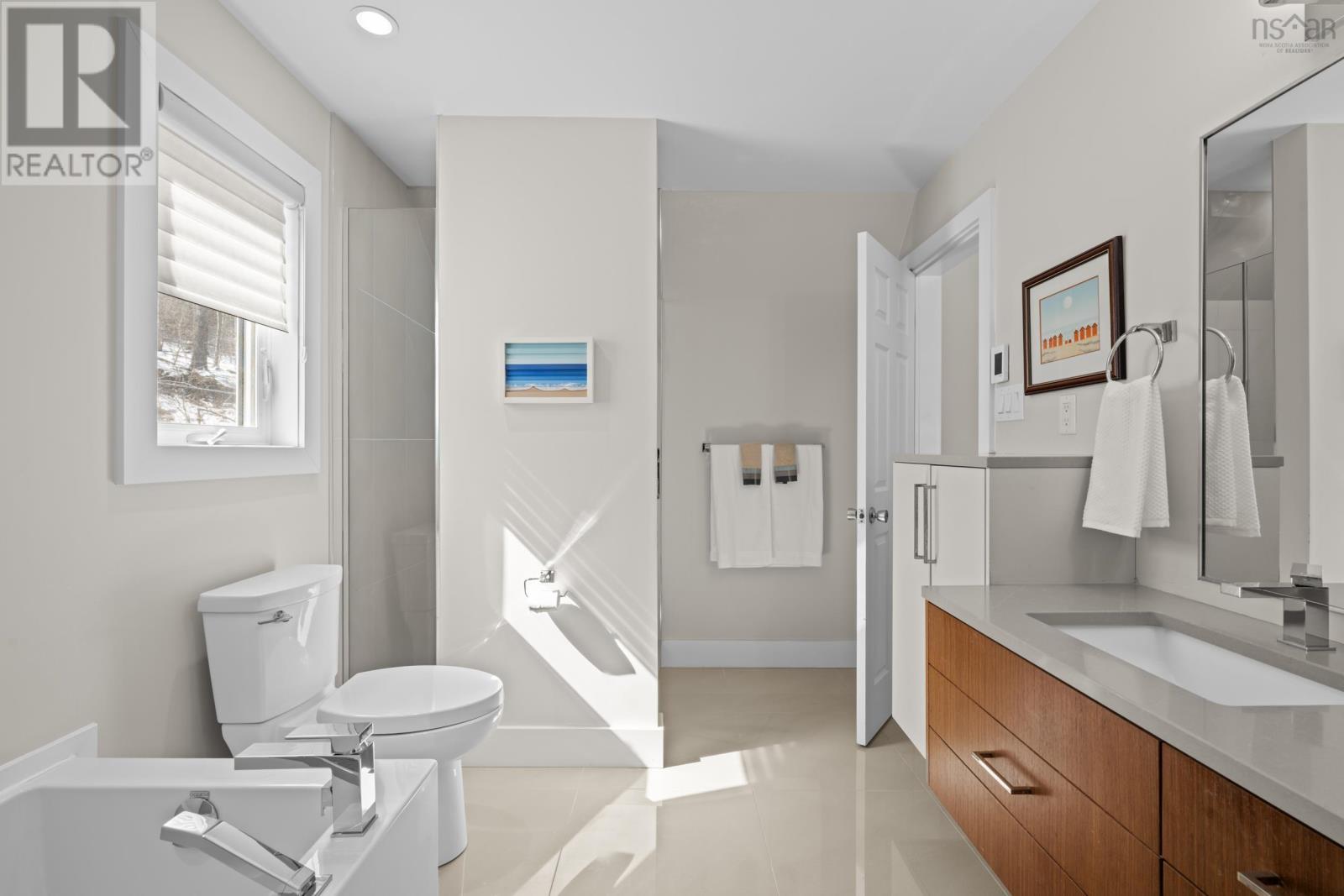 Property 11 of 49 of 2 Mount Royal Court