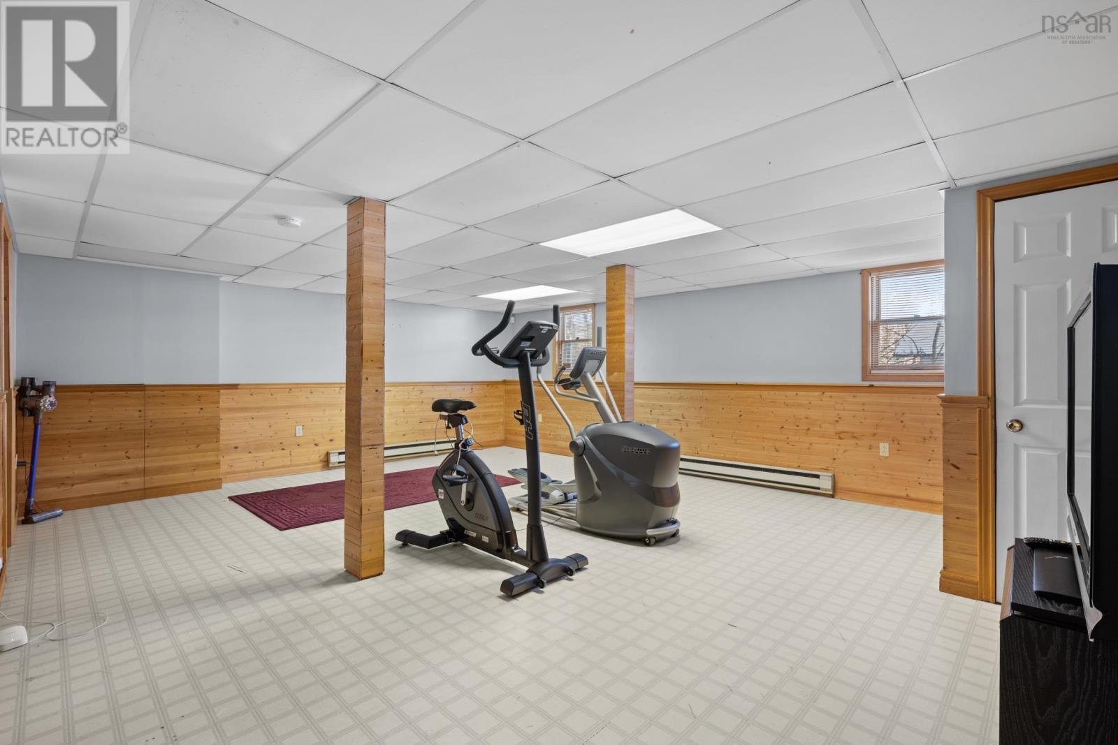 Property 48 of 49 of 2 Mount Royal Court