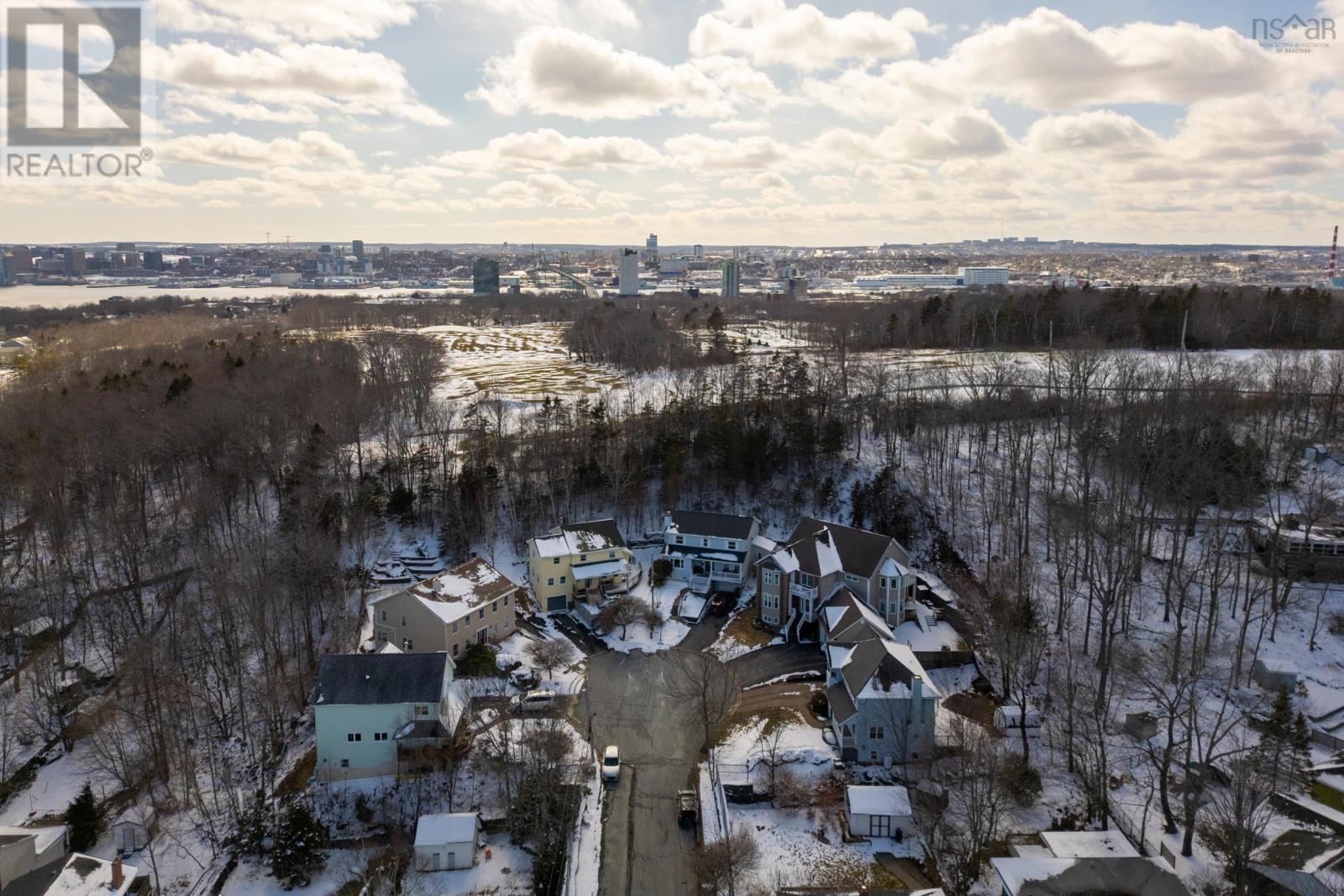 Property 27 of 49 of 2 Mount Royal Court