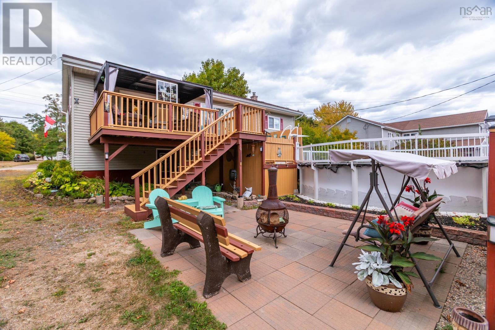 Property 19 of 49 of 54 Riverview Drive