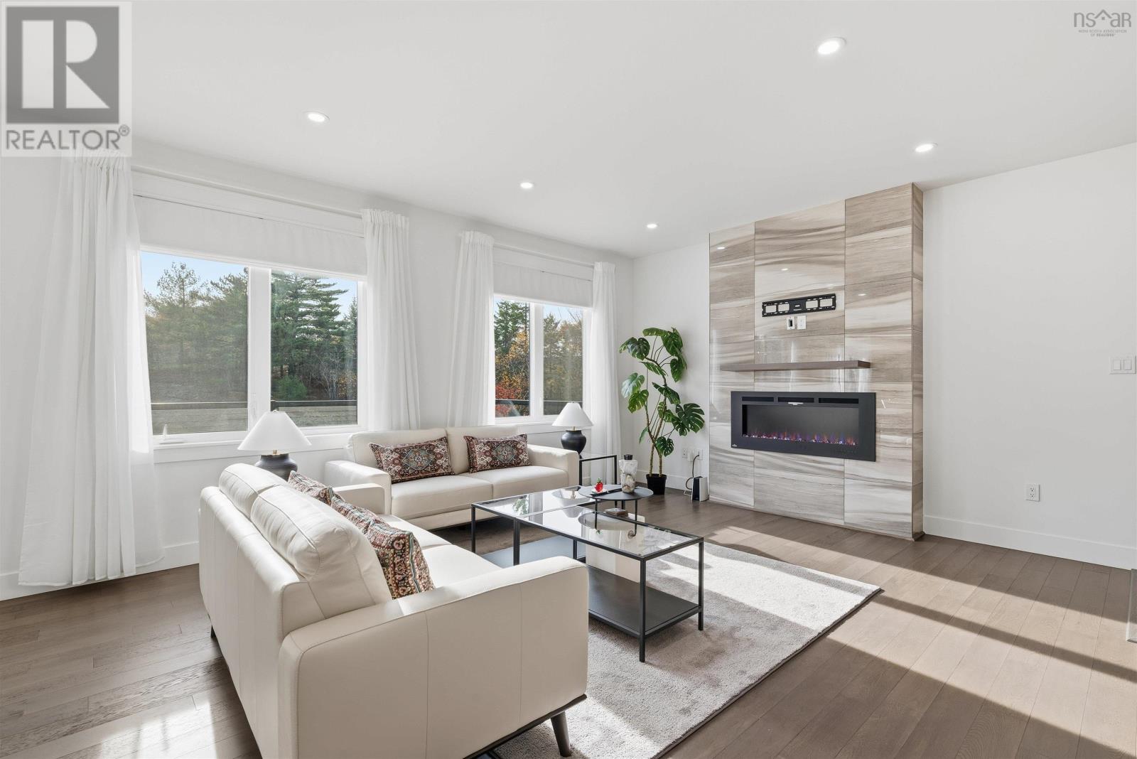 Property 20 of 51 of 404 Starboard Drive