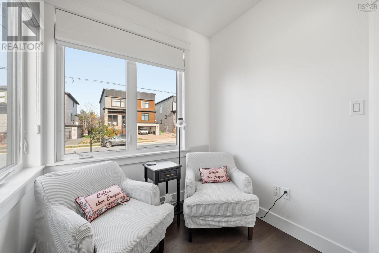 Property 35 of 51 of 404 Starboard Drive