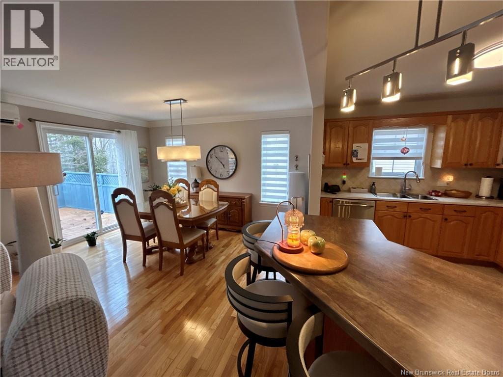 154 DAMIEN STREET - 11