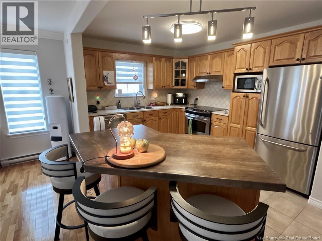 154 DAMIEN STREET - 12