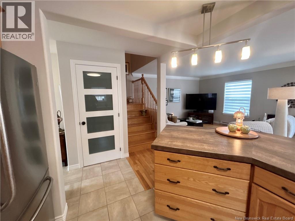 154 DAMIEN STREET - 16