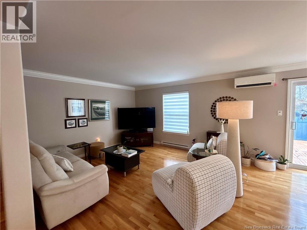 154 DAMIEN STREET - 20