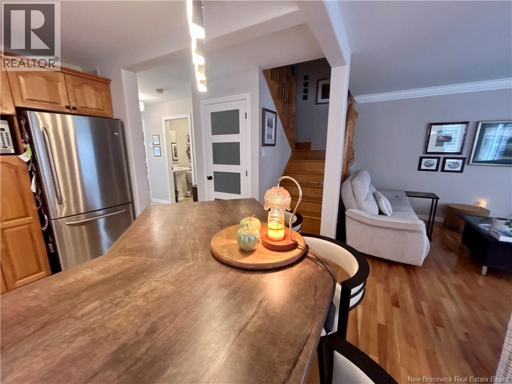 154 DAMIEN STREET - 24