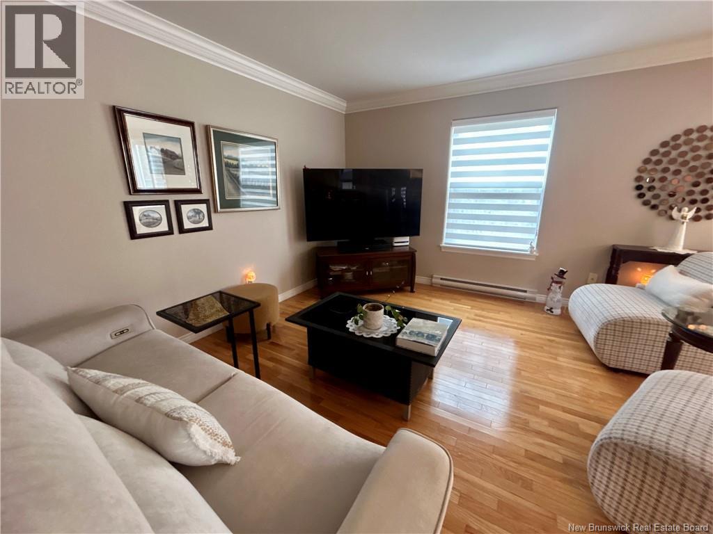 154 DAMIEN STREET - 25