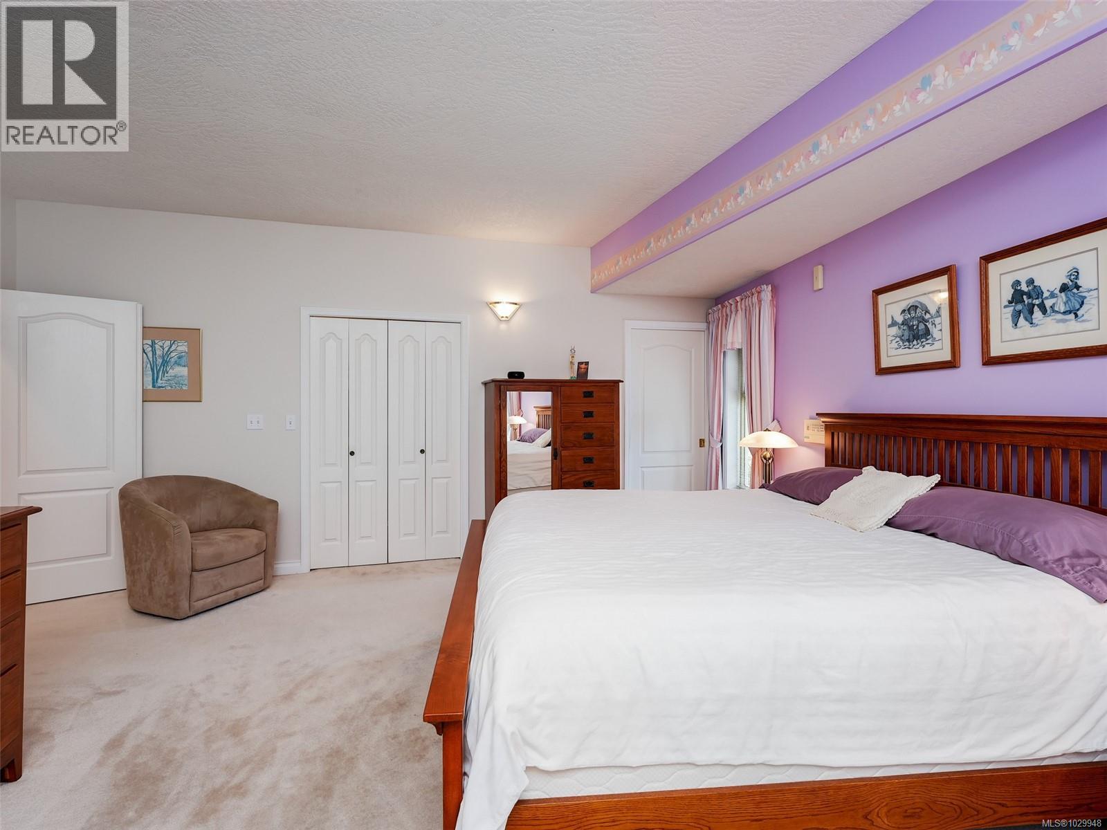 #19 4360 EMILY CARR DR - 11