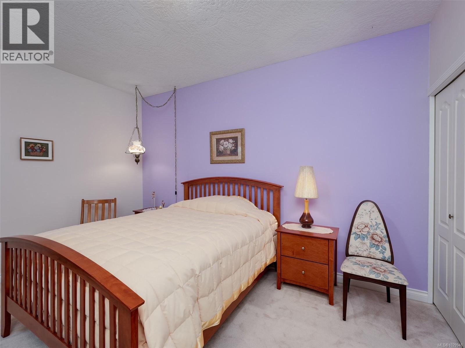 #19 4360 EMILY CARR DR - 16