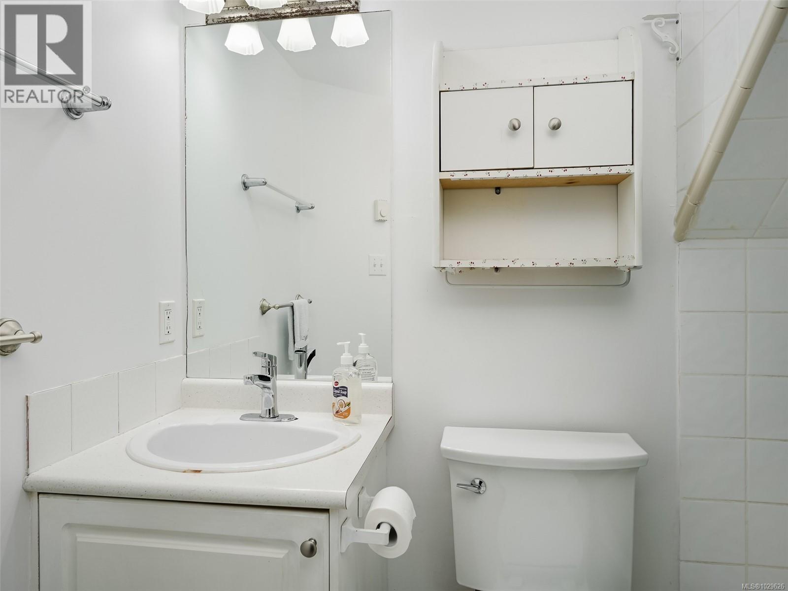 2727 GROSVENOR RD - 21