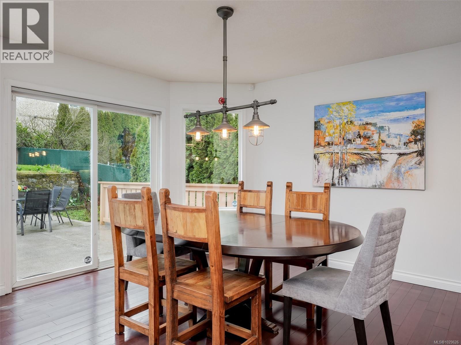 2727 GROSVENOR RD - 6