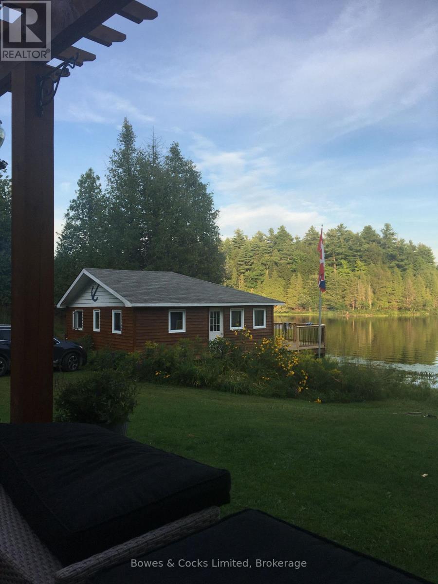 1022 HUMMINGBIRD LANE - 2