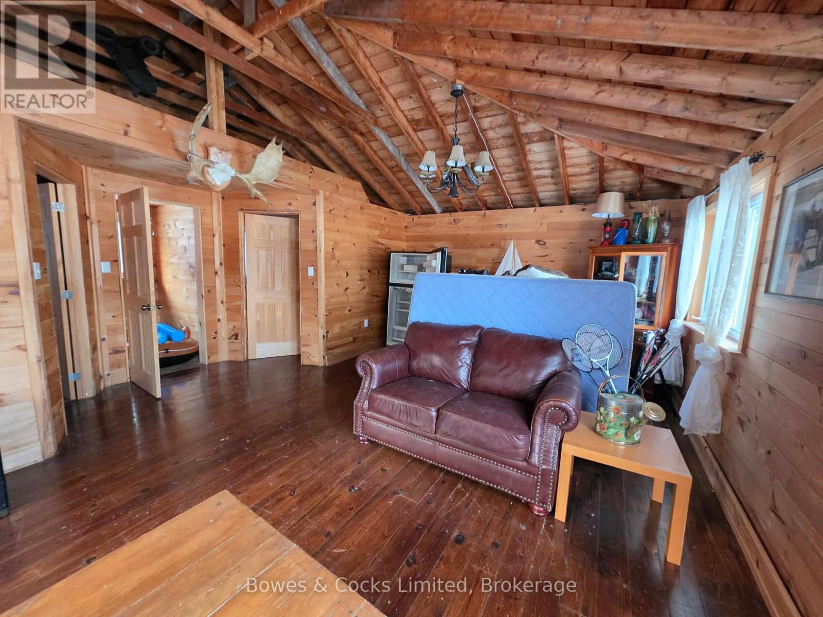 1022 HUMMINGBIRD LANE - 21