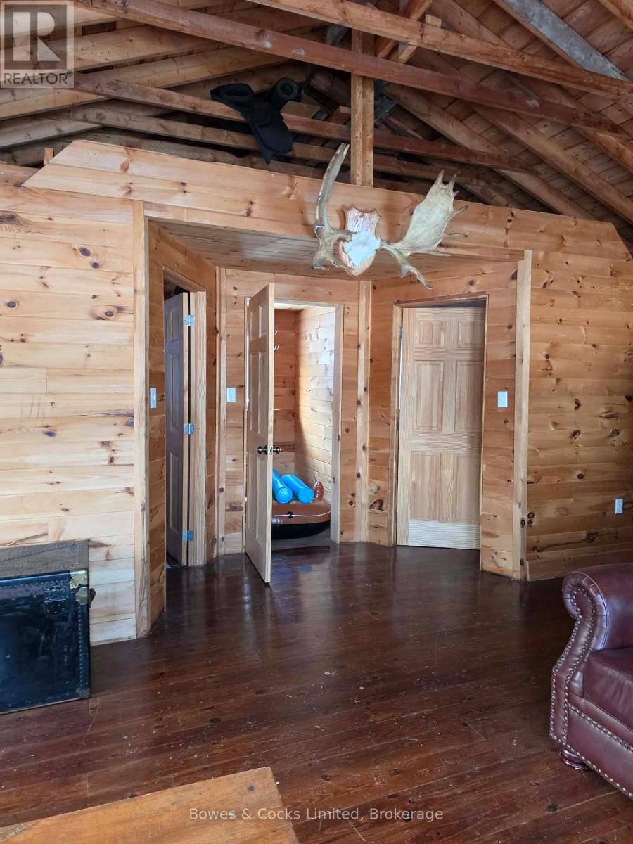 1022 HUMMINGBIRD LANE - 22