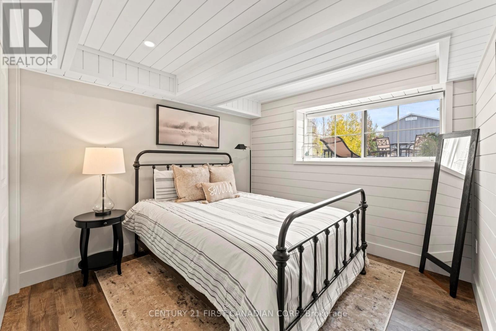 96 TUYLL STREET Property Photo