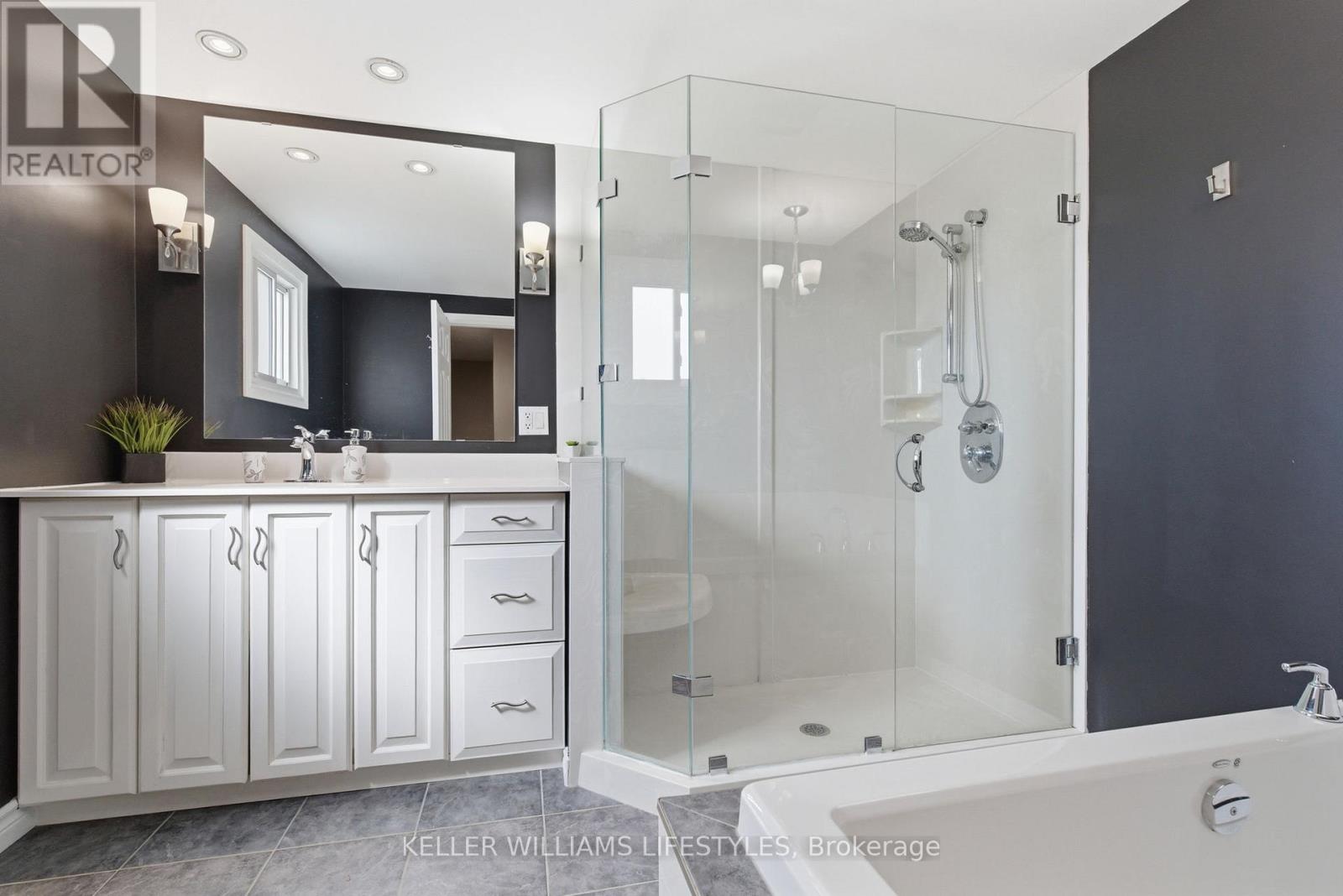 41 DYER STREET Property Photo