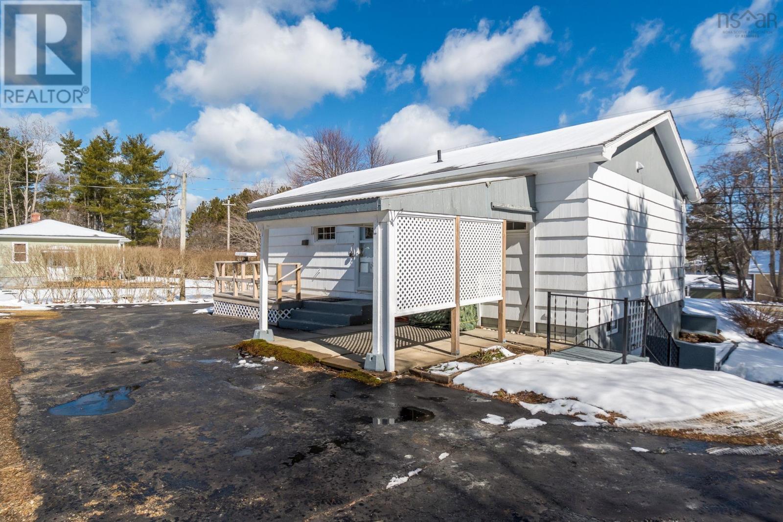 Property 22 of 45 of 1140 Highway 331